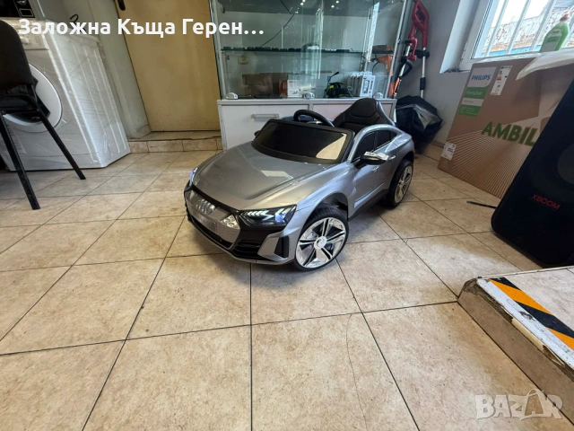 Акумулаторна кола AUDI