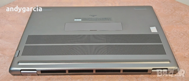 Dell Precision 7780/Core i7-13850HX/RTX Ada 3500 12GB/32GB RAM/1024GB SSD/17.3 FHD IPS 100% DCI-P3 , снимка 8 - Лаптопи за работа - 53268474