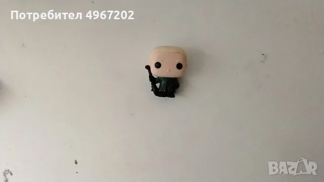  Продавам мини фигурка  Драко Малфой от колекция kinder joy funk pop.