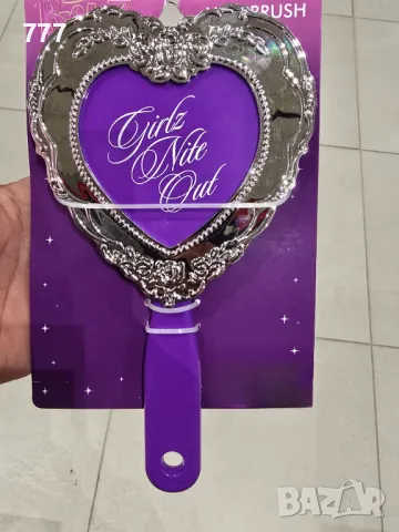 Четки за коса