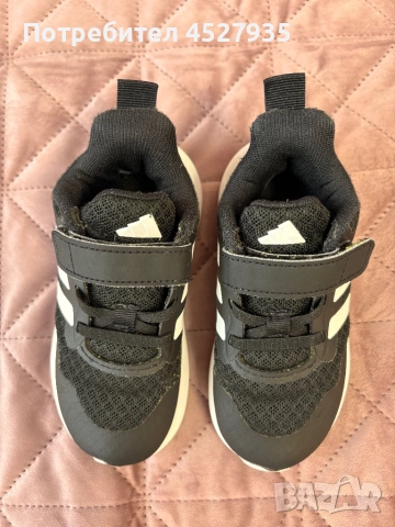 Маратонки Адидас 25 номер , снимка 3 - Детски маратонки - 52686458