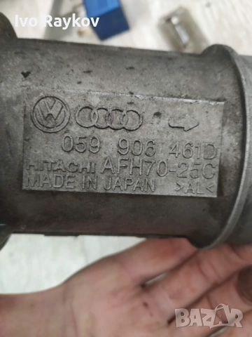 Дебитомер хитачи за Ауди А4 2003г 2.5куатро 180к.с , 059906461D , снимка 4 - Части - 52422756