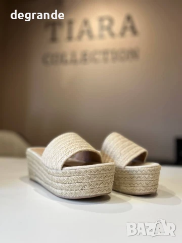 Дамски чехли на платформа 