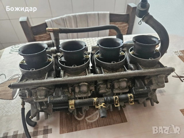 Карбуратори за Yamaha YZF R6 (1999-2002), снимка 2 - Мотоциклети и мототехника - 52490901