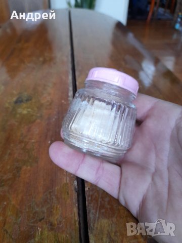 Старо бурканче от крем Снежина, снимка 2 - Други ценни предмети - 44415491