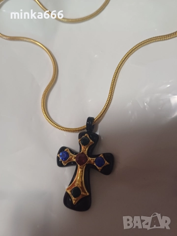Кръст със медальон.Позлатини, снимка 2 - Колиета, медальони, синджири - 52879188