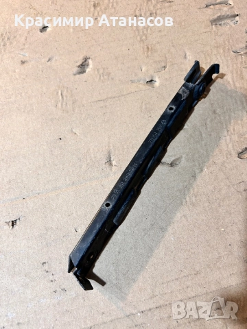 A2118801214. Държач водач броня калник десен за Мерцедес Е-класа W211.