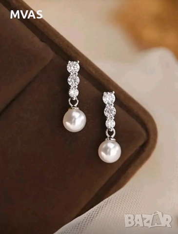 Нови обеци перли с блестящи кристалчета