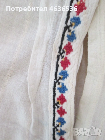 Детска (бебешка) риза за носия , ръчна бродерия, снимка 5 - Антикварни и старинни предмети - 53272531