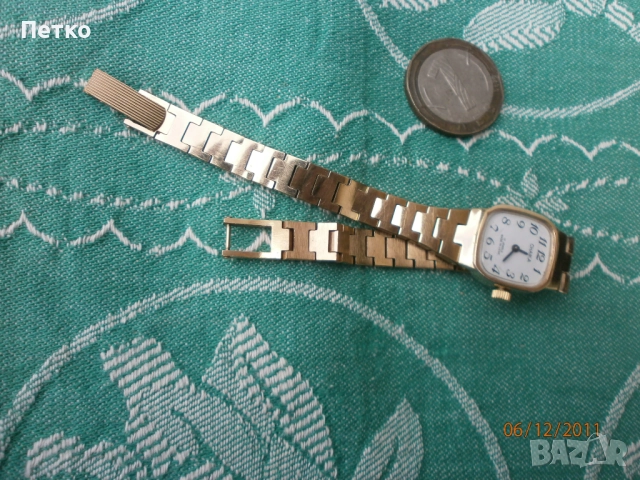 Часовник  ЧАЙКА  USSR, снимка 3 - Антикварни и старинни предмети - 52613630