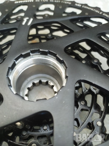 Като нова Венец - касета Sram xg 1275 - 11 speed, снимка 10 - Части за велосипеди - 52078465