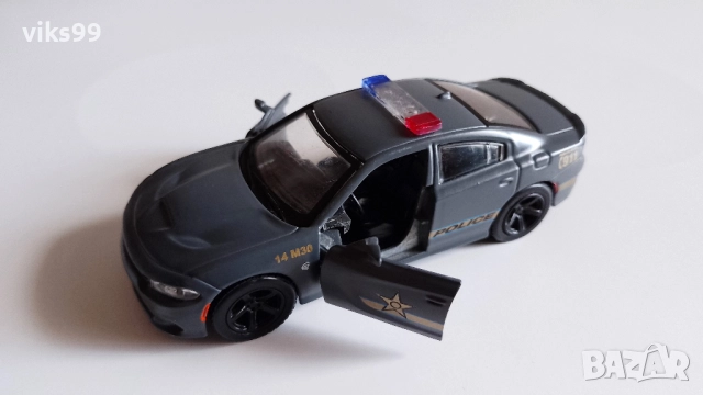 2018 Dodge Charger SRT Hellcat Police - Maisto 1:45, снимка 2 - Колекции - 52490140