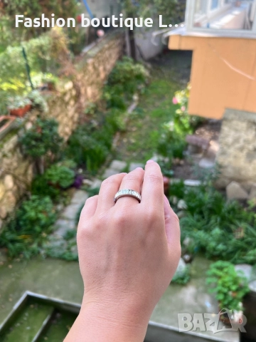 Сребрист дамски пръстен с блестящи камъчета ❤️, снимка 2 - Пръстени - 52413539