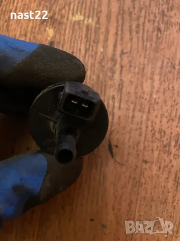 Клапан за въздух, резервоар за гориво BOSCH 0 280 142 300, снимка 2 - Части - 49517591