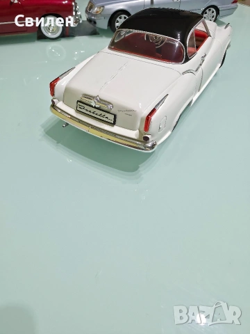 Borgward Isabella мащаб 1:18, снимка 4 - Колекции - 53192749