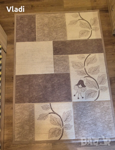 Килим - 170/250, без забележки.