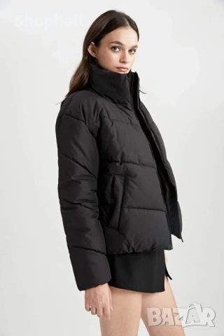 Късо пухено яке размер S, снимка 3 - Якета - 53096088