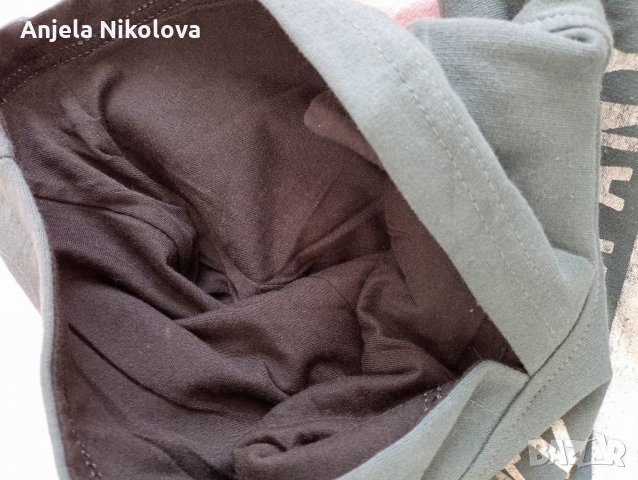 Суичър с качулка, снимка 2 - Детски анцузи и суичери - 35690100