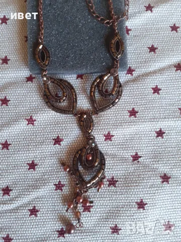  Нови комплект колие и обеци  на "Avon", снимка 2 - Бижутерийни комплекти - 48377310