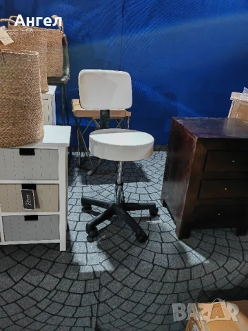 Офис стол нов внос от Англия 