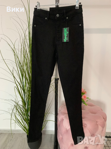 Черен панталон/дънки слим в размер 26-27 отговаря на S, снимка 3 - Дънки - 44514527
