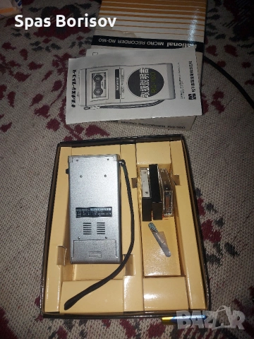 магнетофонче national, снимка 2 - Радиокасетофони, транзистори - 53458161