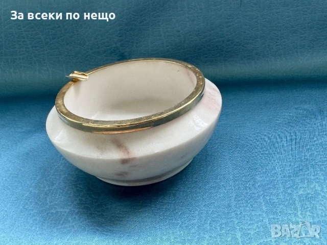 Мраморен пепелник , масивен , с месингов обков, снимка 5 - Антикварни и старинни предмети - 53628752