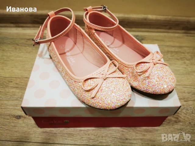 Официални обувки розови номер 27