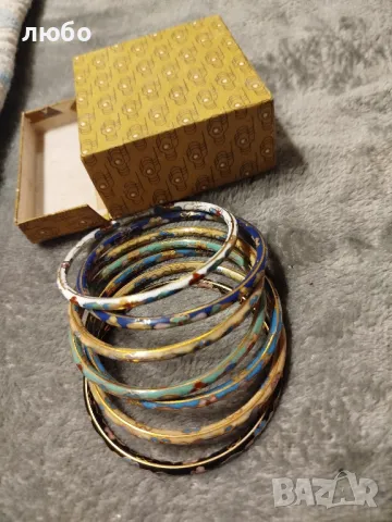 Комплект от 7 Винтидж Флорални Гривни Cloissone цветни Емайлирани Флорални 1940 Китай , снимка 2 - Гривни - 47668195