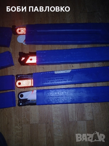 Оргинални нови оем триъгълници бмв , снимка 2 - Аксесоари и консумативи - 51921389