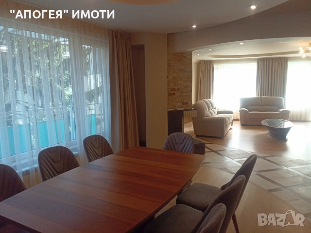 ИЗИСКАН, Просторен трети етаж, Център гр. Пловдив - 270 кв.м с възможност за ГАРАЖ под наем, снимка 3 - Апартаменти - 52086131