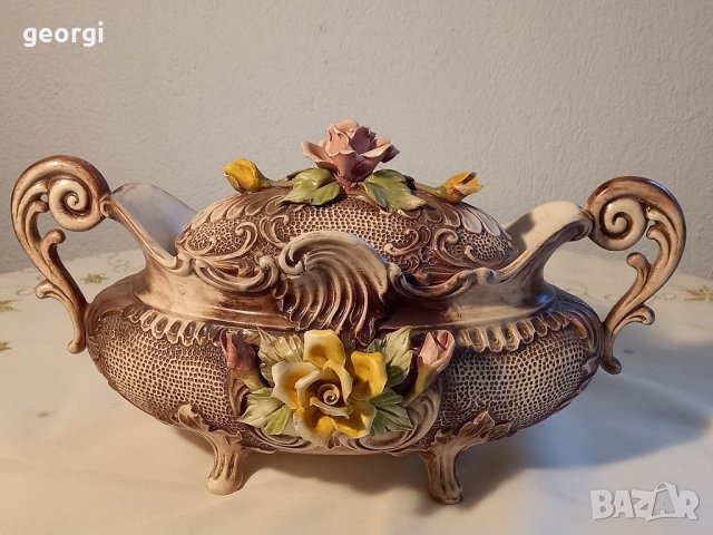 Антична италианска бисквитиера V. Bassano 