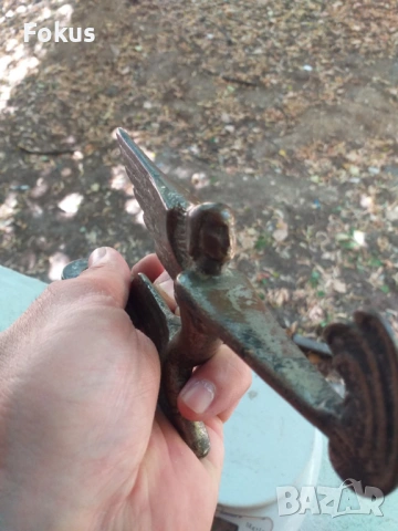 Изключително рядка стара бронзова емблема за стар Понтиак, снимка 7 - Антикварни и старинни предмети - 53461737