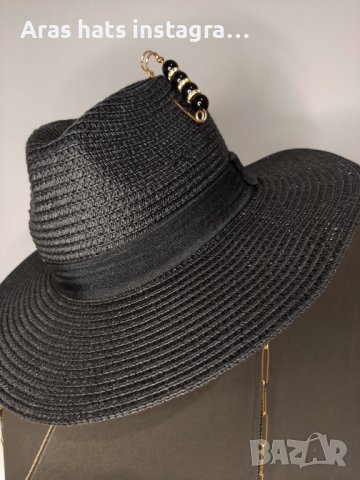 Дамска лятна черна шапка