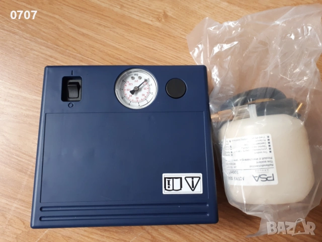 Продавам оригинален компресор за гуми и лепило.TERRA-S