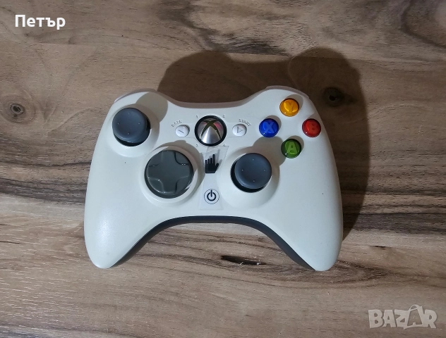 Оригинален безжичен бял джойстик за Xbox 360 – Много запазен, всичко, снимка 2 - Xbox конзоли - 52698873