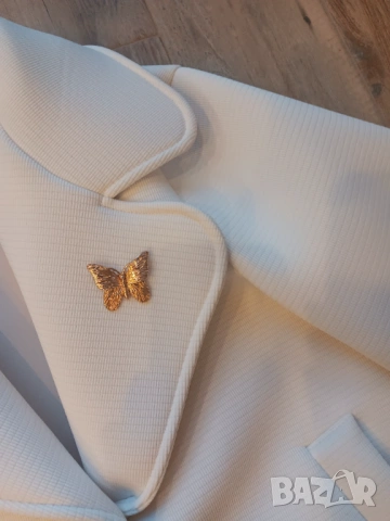 Ново луксозно бяло преходно палто,манто, снимка 2 - Палта, манта - 53596788