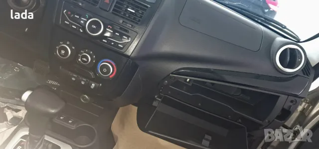 LADA Kalina, снимка 11 - Автомобили и джипове - 47281761