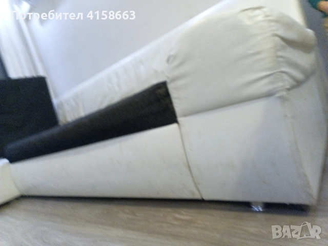 Продавам ъглов диван, снимка 11 - Дивани и мека мебел - 52448988