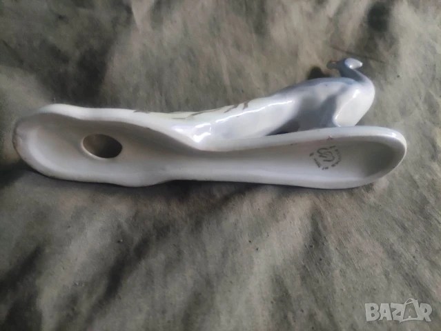 Продавам Продавам порцеланов пепелник Баба Вида и порцеланов фигурка паун, снимка 15 - Фигурки - 50744744