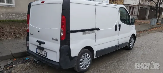 Renault trafic, снимка 15 - Бусове и автобуси - 47970463