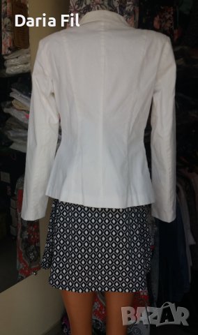 Бяло лятно сако , снимка 4 - Сака - 41260024