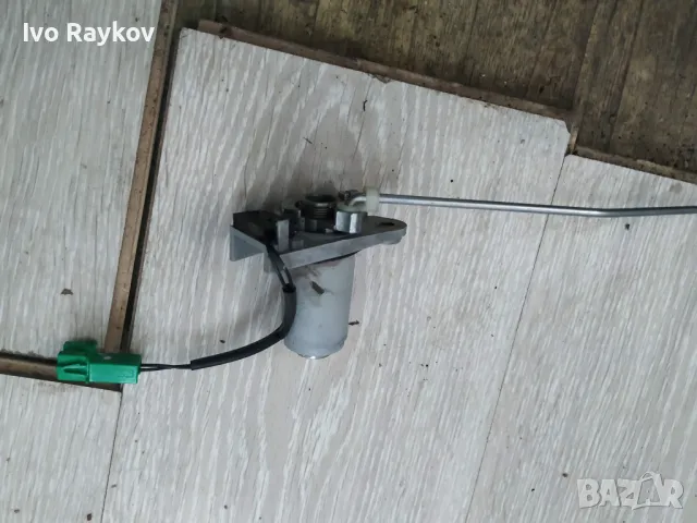 Ключалка ,брава задна врата за SAAB 9-3