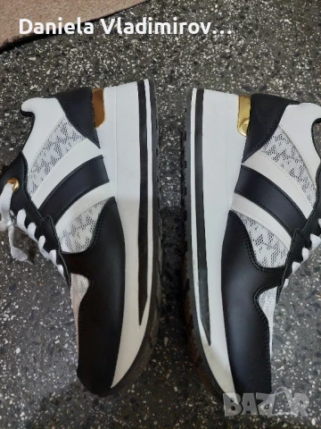 Дамски маратонки с платформа , снимка 2 - Маратонки - 51217426