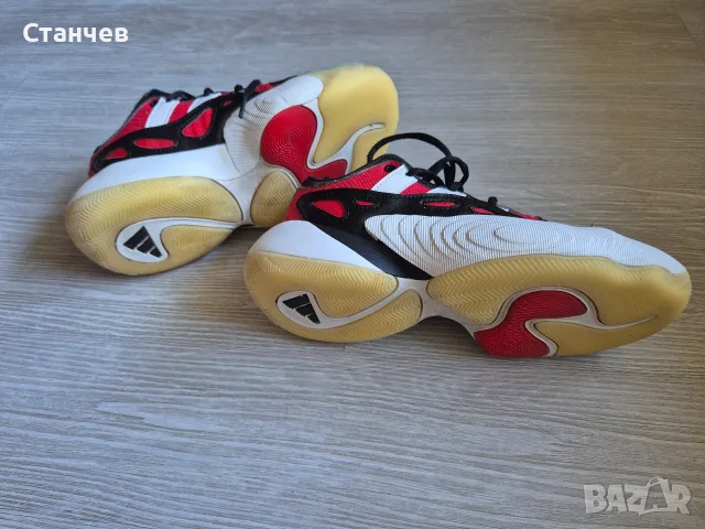 Баскетболни маратонки adidas TRAE UNLIMITED 2 J, снимка 2 - Детски маратонки - 55848090