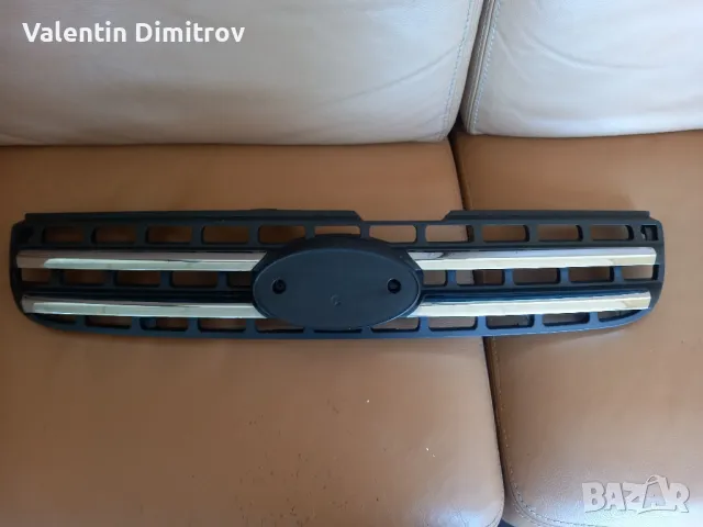 Решетка в предна броня за Киа / Kia Sportage