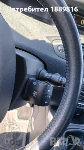 Renault Scenic 1,2 Tce, снимка 7 - Автомобили и джипове - 56116292