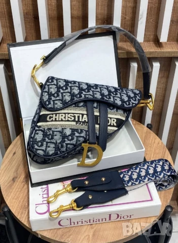 чанти christian dior , снимка 4 - Чанти - 50640339