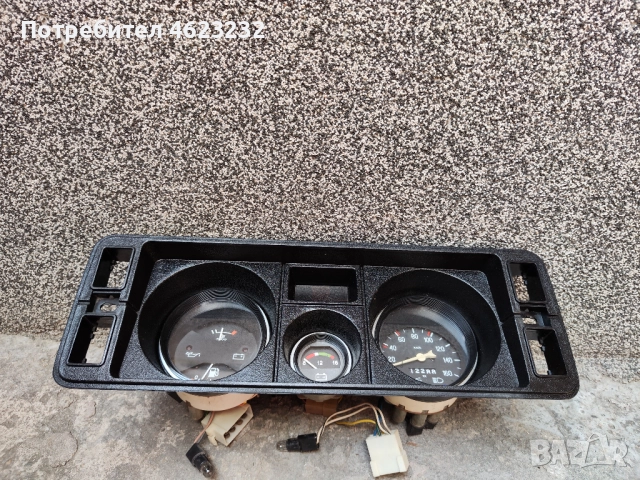 Табло километраж и десен стоп ВАЗ 2104, снимка 12 - Части - 52305596