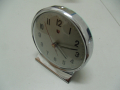 № 6074 стар настолен часовник SHANGHAI   - механичен  - работещ   - диаметър 11,5 см , снимка 4